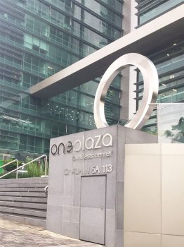 One Plaza Business Center